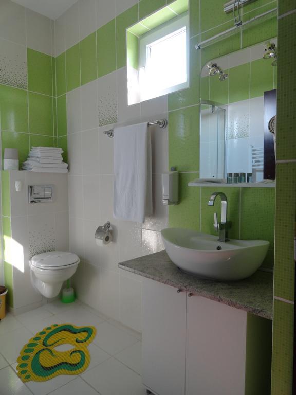 Carmen Studio Otopeni Εξωτερικό φωτογραφία