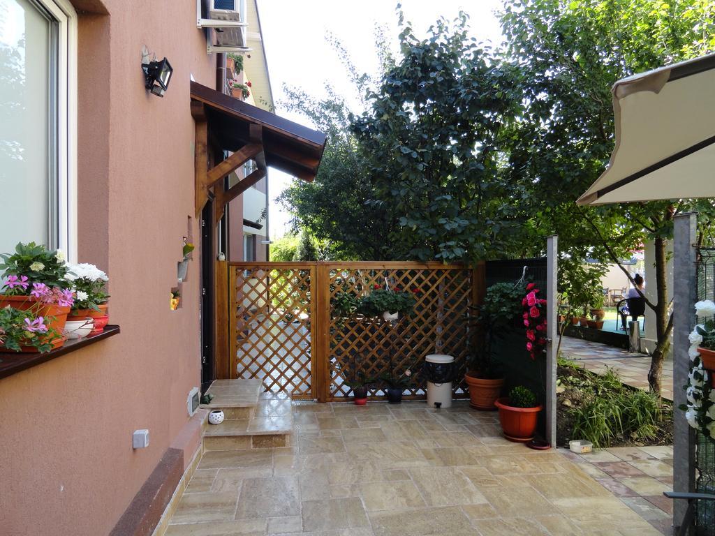 Carmen Studio Otopeni Εξωτερικό φωτογραφία